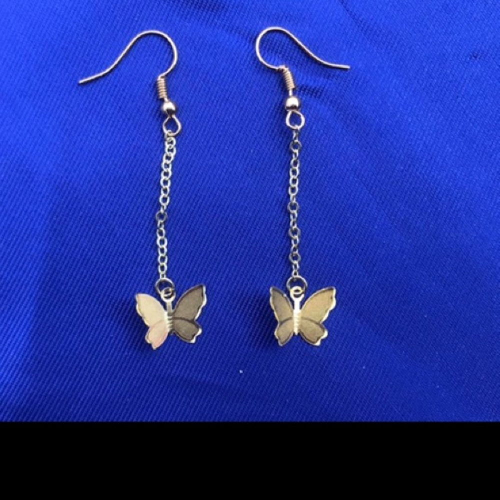 Gold butterfly earrings 🦋